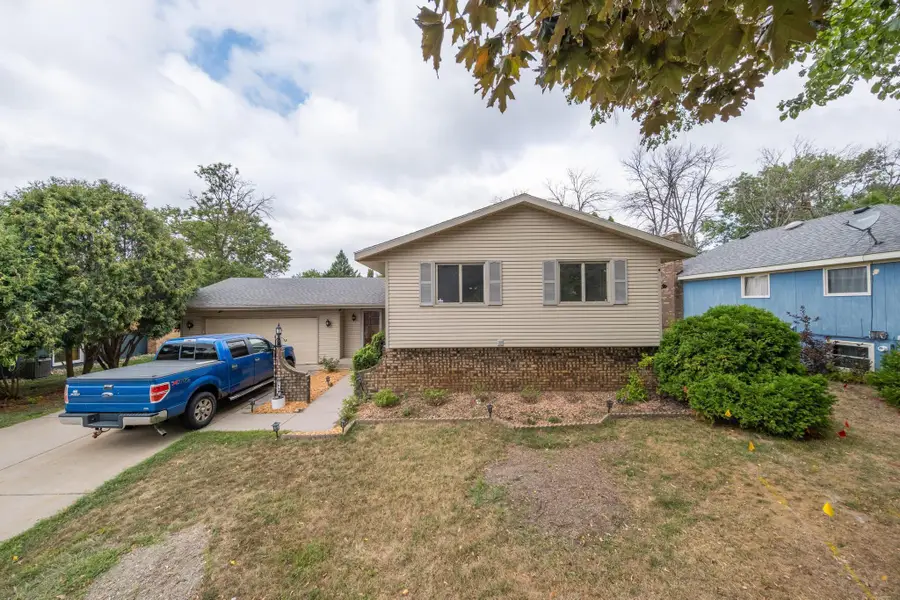 7857 Idaho Avenue N, Brooklyn Park, MN 55445 - #2