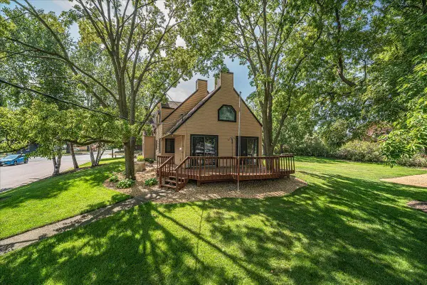 1009 2nd Street E, Hastings, MN 55033