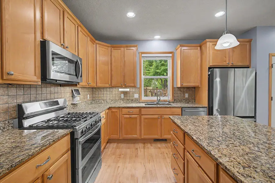 9906 Scott Avenue N, Brooklyn Park, MN 55443 - #3