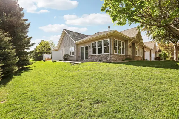 308 Hayes Drive #34, Hastings, MN 55033