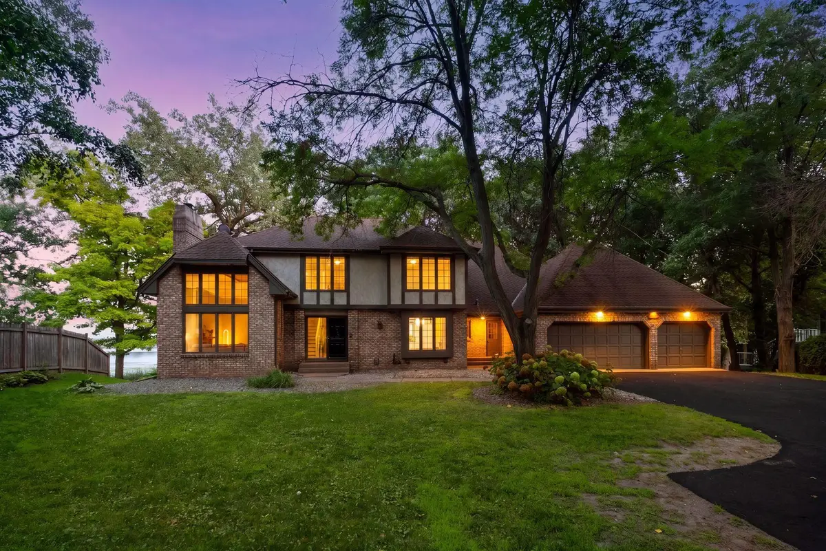 5720 Oakview Lane N, Plymouth, MN 55442 - #1