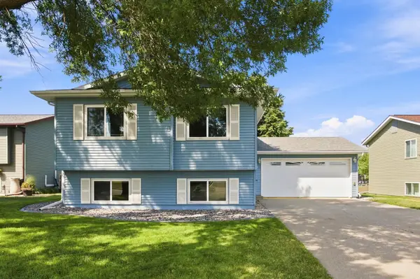 2728 29th Avenue S, Moorhead, MN 56560