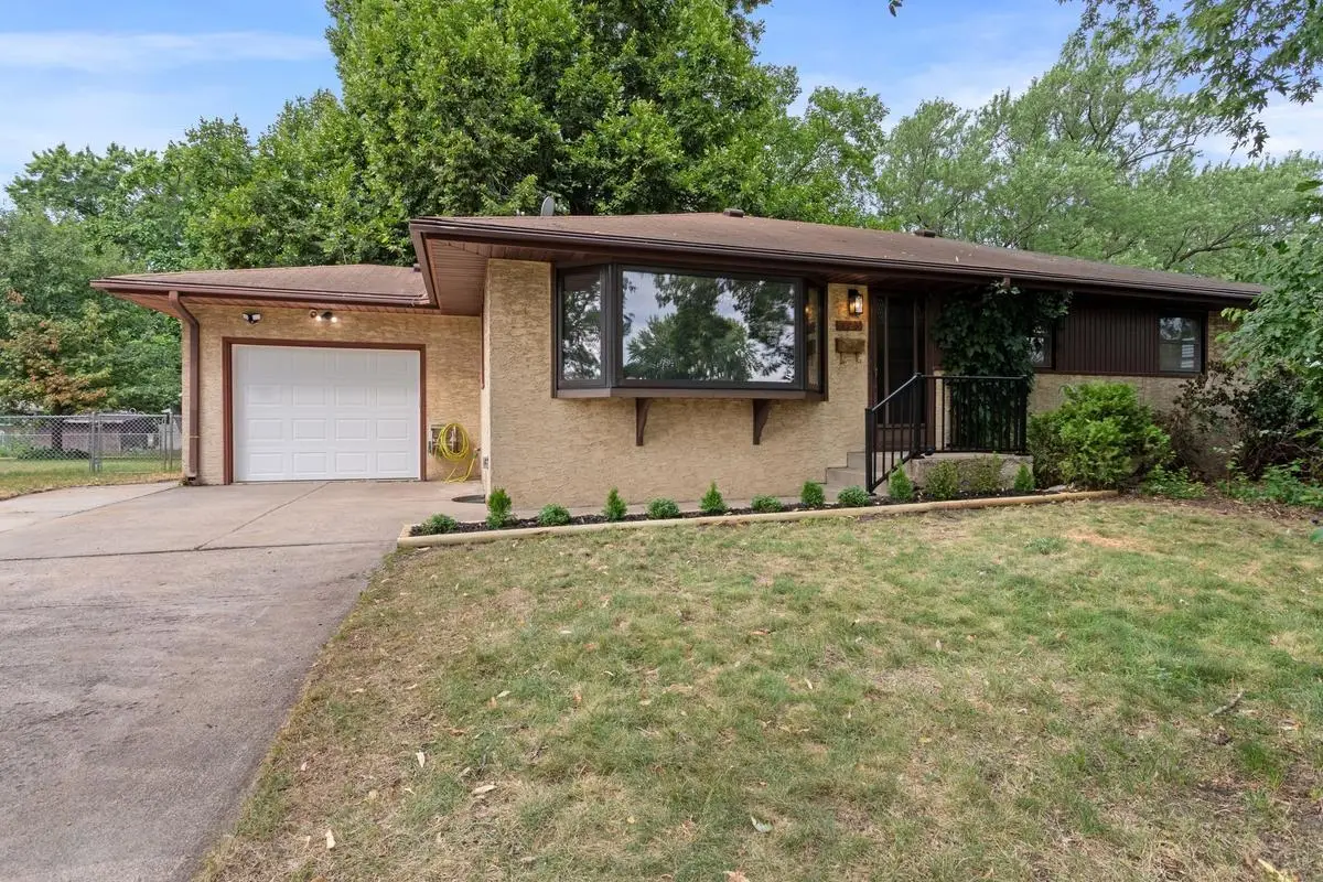 5725 Northport Drive, Brooklyn Center, MN 55429 - #1