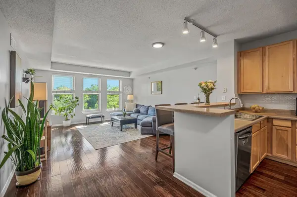515 N 1st St #405, Minneapolis, MN 55401