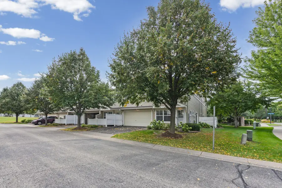 10856 Kingsfield Lane, Woodbury, MN 55129 - #3