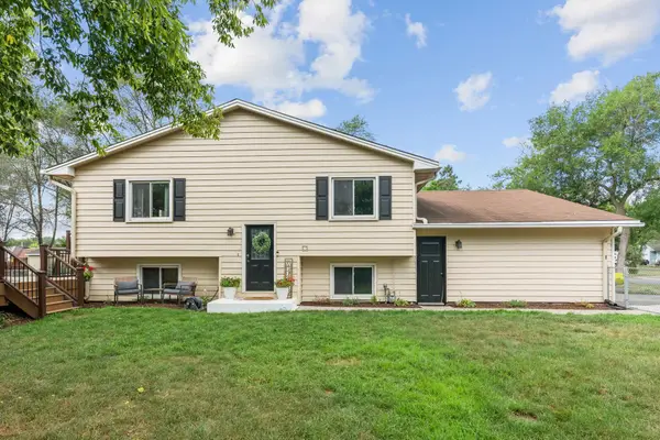 2728 111th Avenue Nw, Coon Rapids, MN 55433