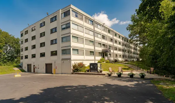 2100 Valkyrie Drive Nw #301, Rochester, MN 55901