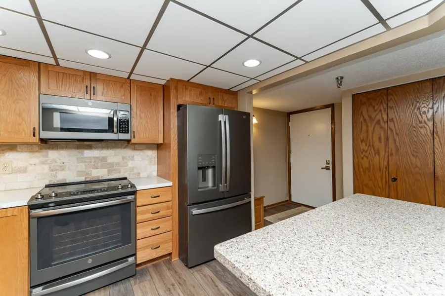 2100 Valkyrie Drive Nw #301, Rochester, MN 55901 - #2