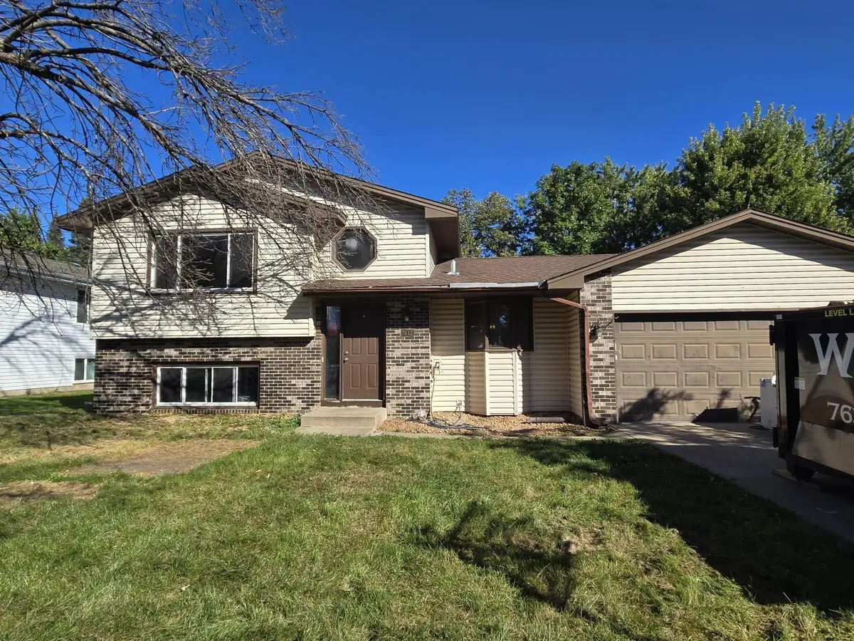 7572 Louisiana Avenue N, Brooklyn Park, MN 55428 - #1