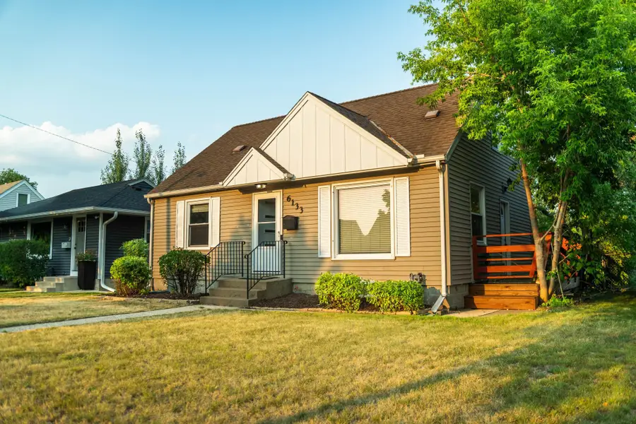 6133 Thomas Avenue S, Minneapolis, MN 55410 - #2