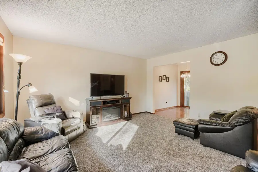 16820 Honeysuckle Lane, Eden Prairie, MN 55346 - #3