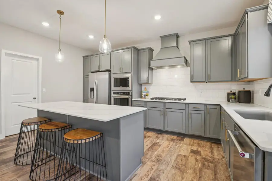 2095 Kestrel Drive, Shakopee, MN 55379 - #3