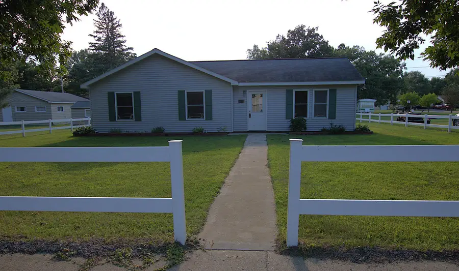 311 Roosevelt Street Sw, Staples, MN 56479 - #2