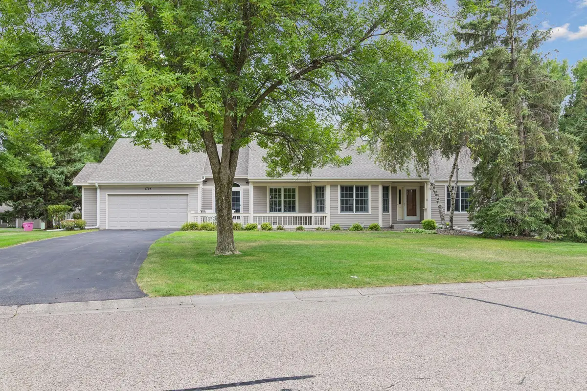 1724 Donegal Drive, Woodbury, MN 55125 - #1