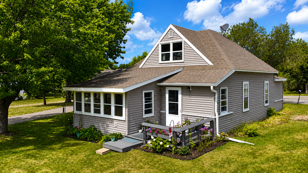 305 W Holdt Street, Battle Lake, MN 56515