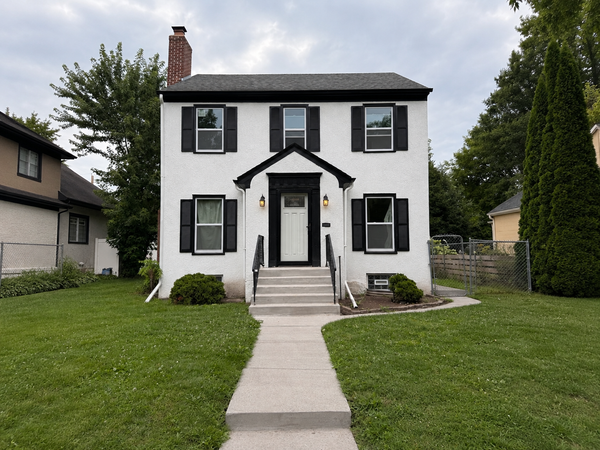 1515 Upton Avenue N, Minneapolis, MN 55411