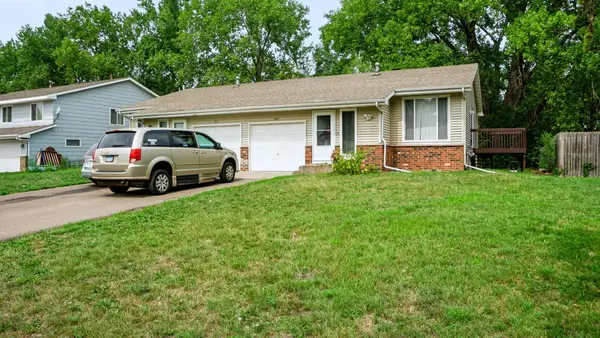 3308 84th Avenue N, Brooklyn Park, MN 55443