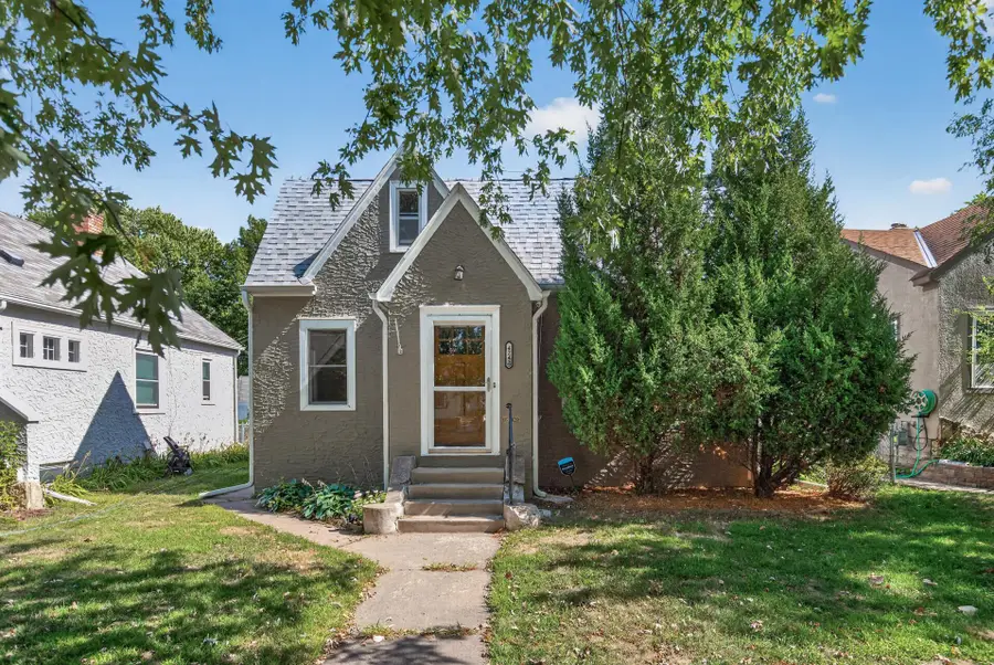 4242 Thomas Avenue N, Minneapolis, MN 55412 - #3