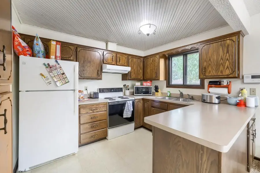 5326 Knox Avenue N, Brooklyn Center, MN 55430 - #2