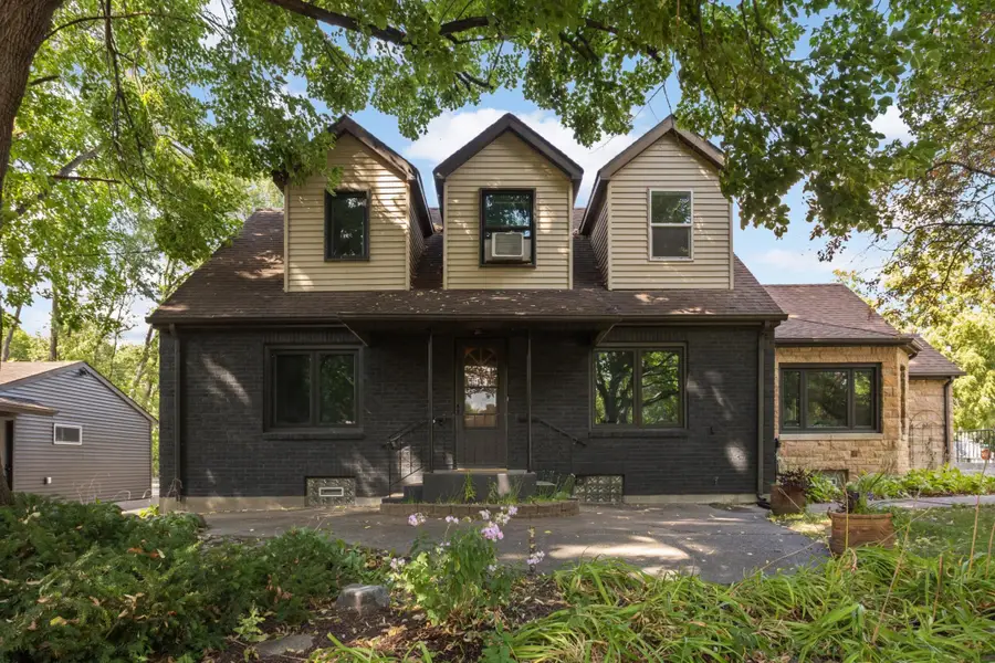 1251 Macarthur Avenue, West Saint Paul, MN 55118 - #2