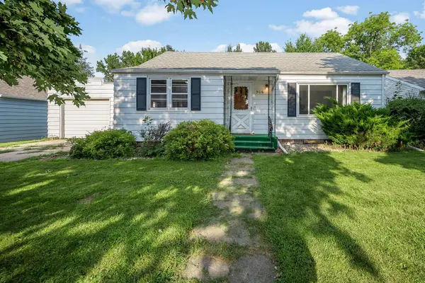 506 9th Street N, Mountain Lake, MN 56159