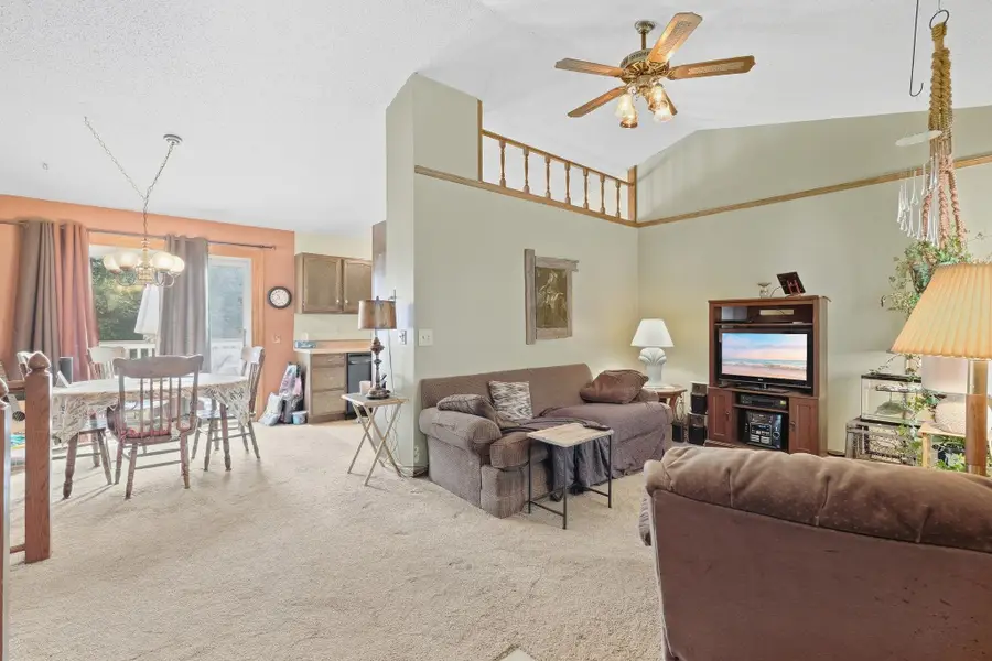 4272 Sun Cliff Road, Eagan, MN 55122 - #3