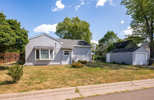 6420 Polk Street, Duluth, MN 55807