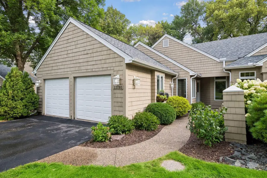 23780 Lawtonka Drive, Excelsior, MN 55331 - #2