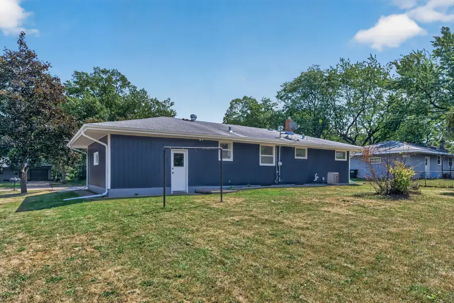 2833 Farrington Street, Roseville, MN 55113 - #2