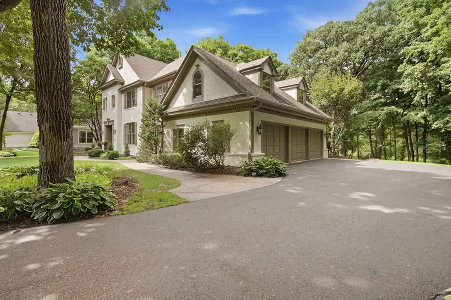 8662 Great Waters Alcove, Eden Prairie, MN 55347 - #3