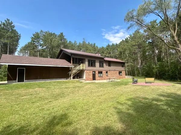 1131 Broken Arrow Road, Hudson, WI 54016