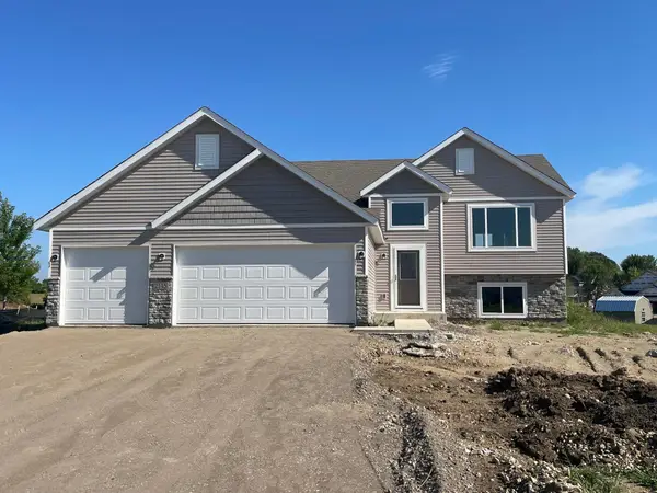 2145 Violet Lane, Faribault, MN 55021