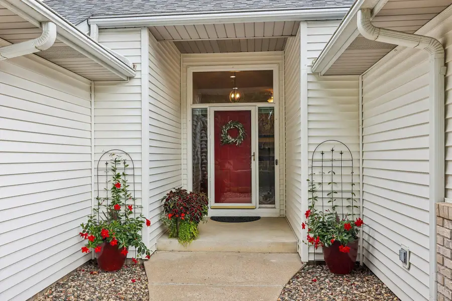 961 Coneflower Court, Eagan, MN 55123 - #3