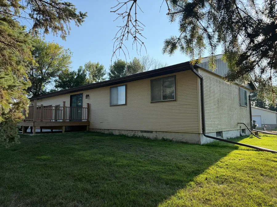 27661 Town Avenue, Worthington, MN 56187 - #2