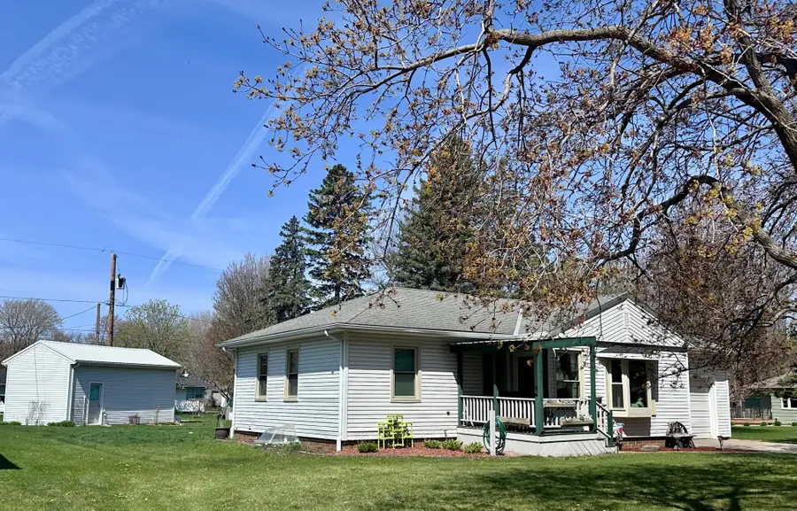2934 Oak Avenue, Slayton, MN 56172 - #3