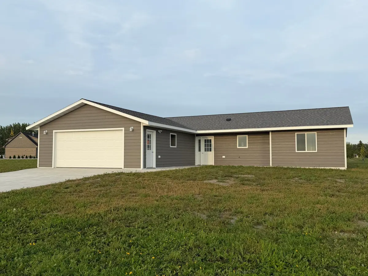1200 Main Avenue S, Roseau, MN 56751 - #1