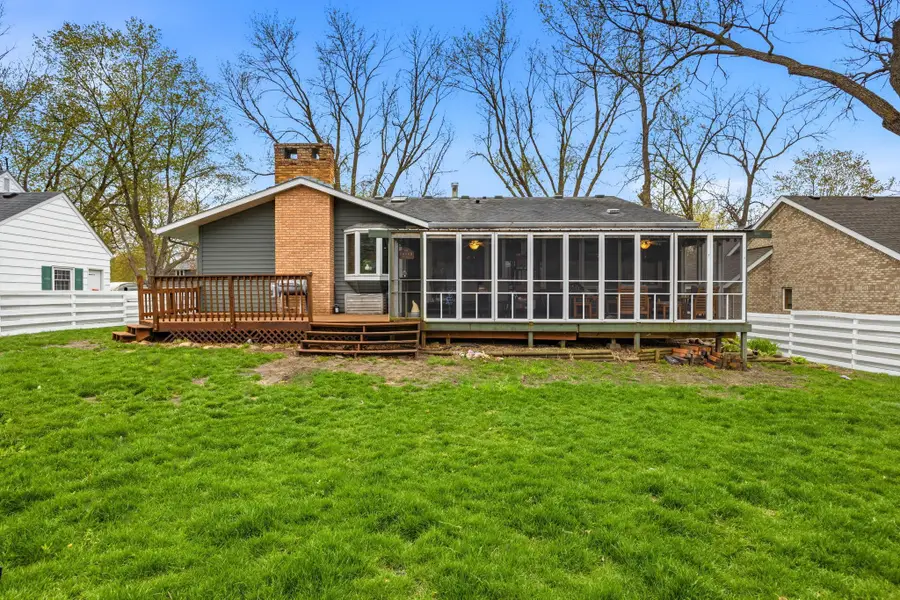 565 3rd Avenue Sw, Hutchinson, MN 55350 - #2