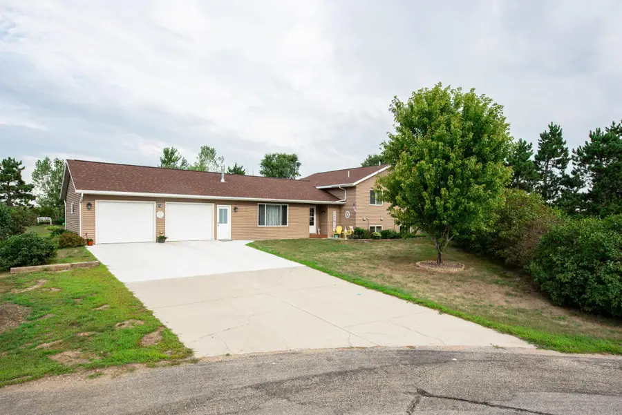 614 W Colfax Street, Parkers Prairie, MN 56361 - #2