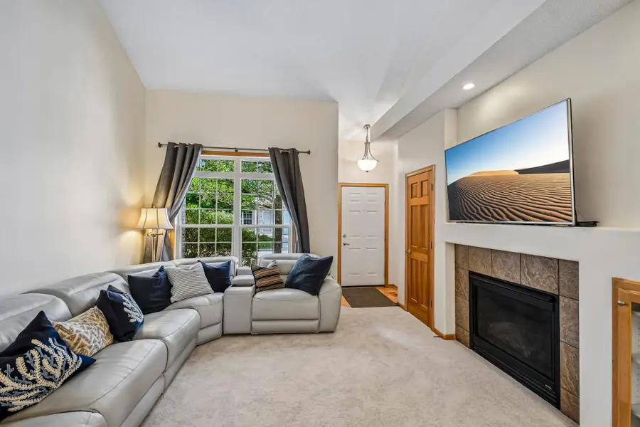 9637 Belmont Lane, Eden Prairie, MN 55347 - #3