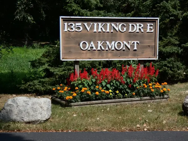 135 Viking Drive E #110, Little Canada, MN 55117