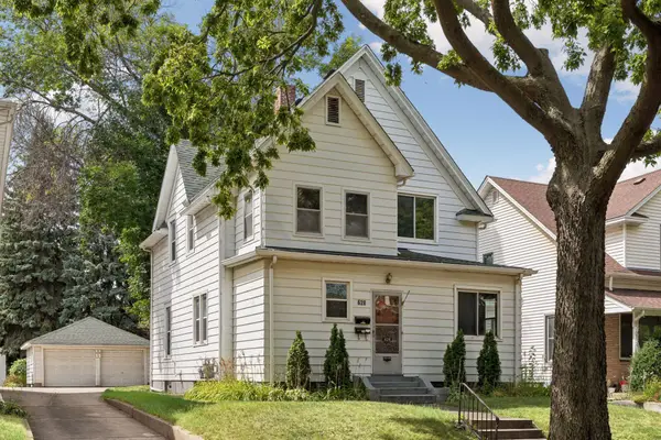 628 4th Street Ne, Minneapolis, MN 55413