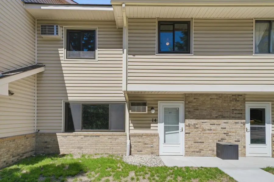 14 E 13th Street, Waconia, MN 55387 - #2