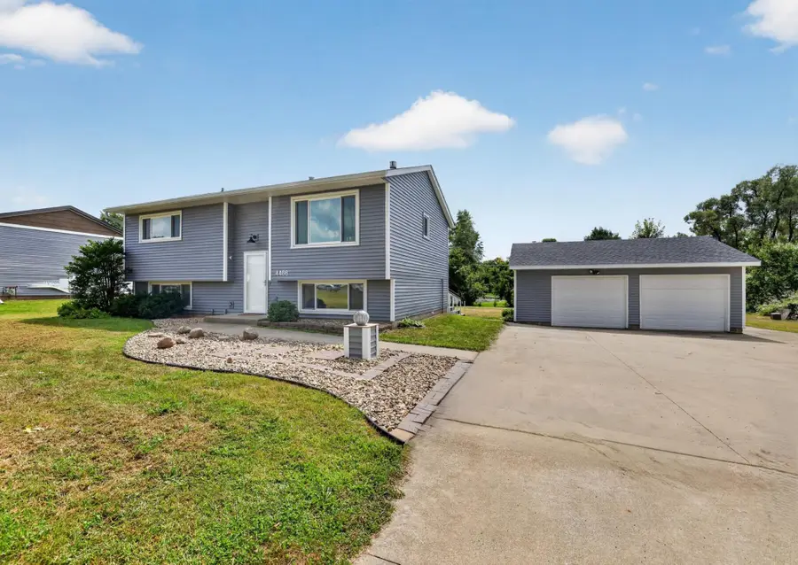 4466 Maple Street Se, Rochester, MN 55904 - #2