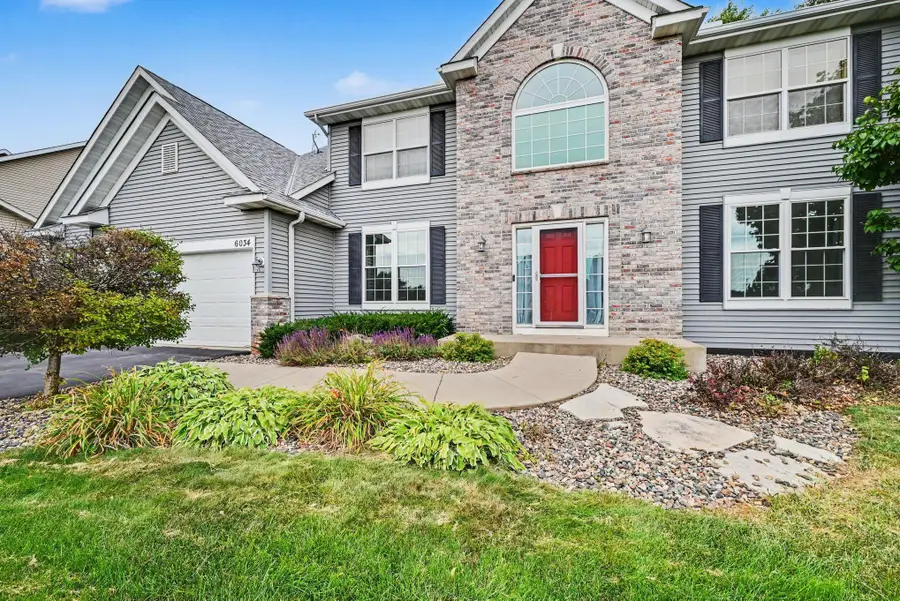 6034 Summit Curve S, Cottage Grove, MN 55016 - #3