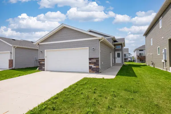 2754 10th Street W, West Fargo, ND 58078