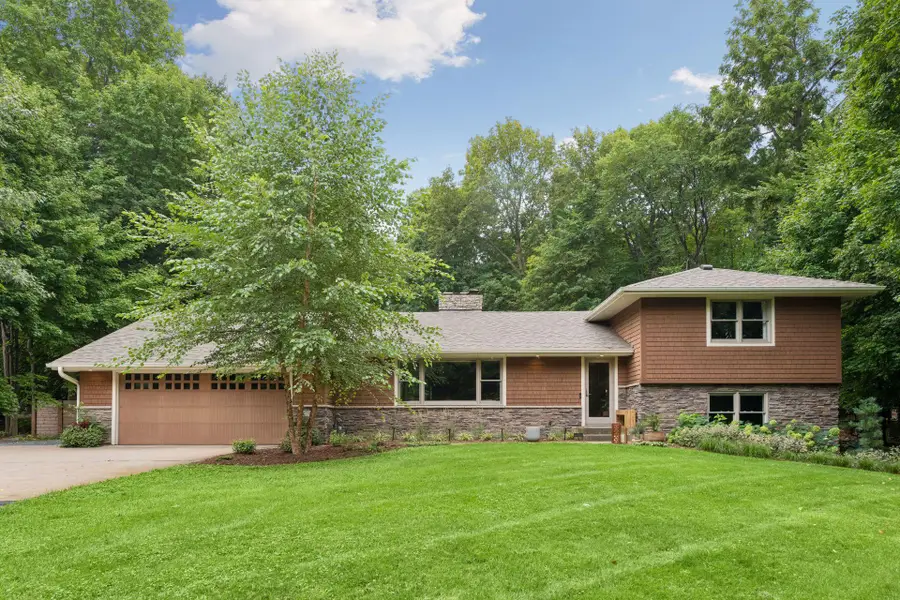 27885 Woodside Road, Excelsior, MN 55331 - #3