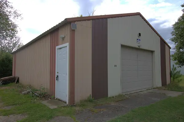 310 8th Street Se, Staples, MN 56479