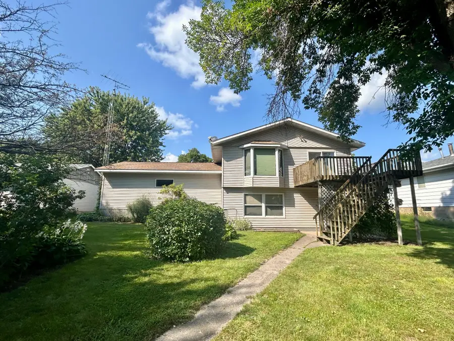 913 High Avenue, Gaylord, MN 55334 - #2