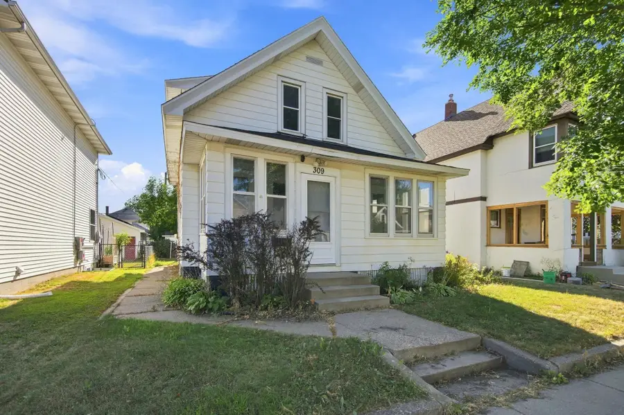 309 4th Avenue S, South Saint Paul, MN 55075 - #2