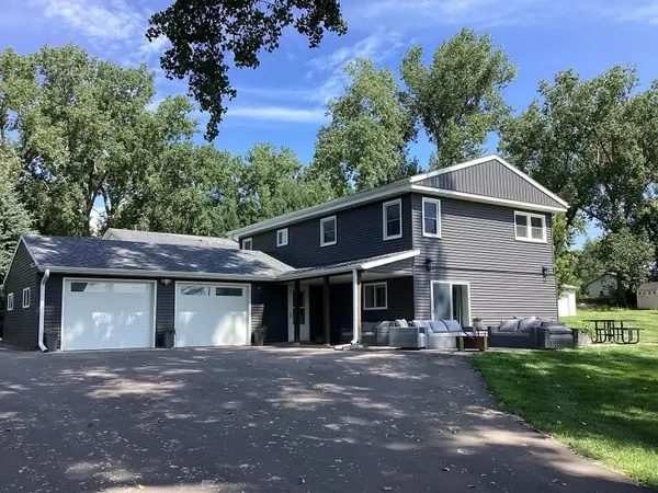21950 733rd Avenue, Albert Lea, MN 56007